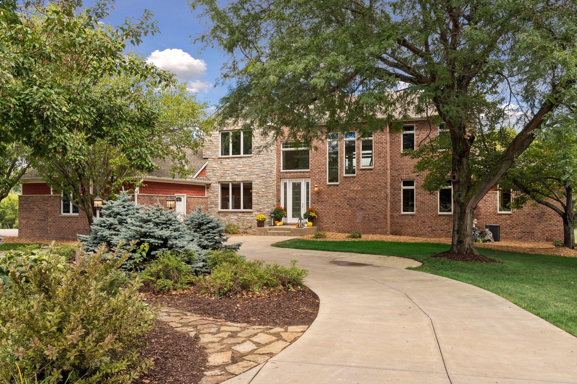 Property photo for 881 Jasmine Avenue Place N, Lake Elmo, MN 55042