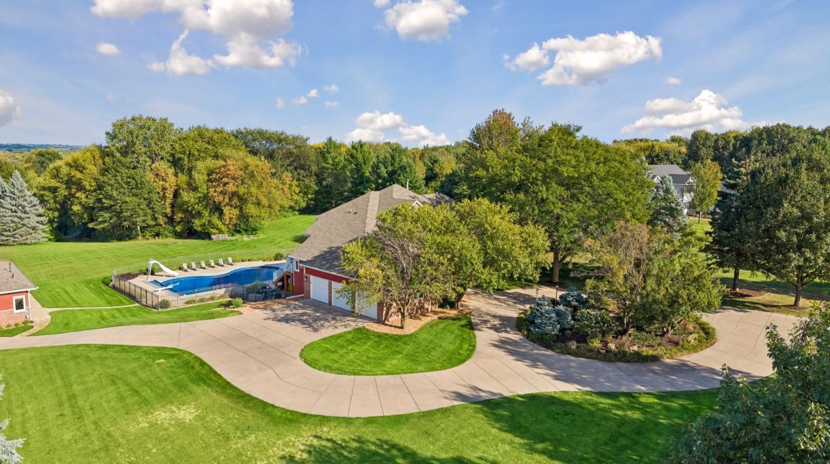 3 Car Garage