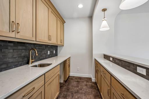 18003 101st Place N, Maple Grove, MN 55311