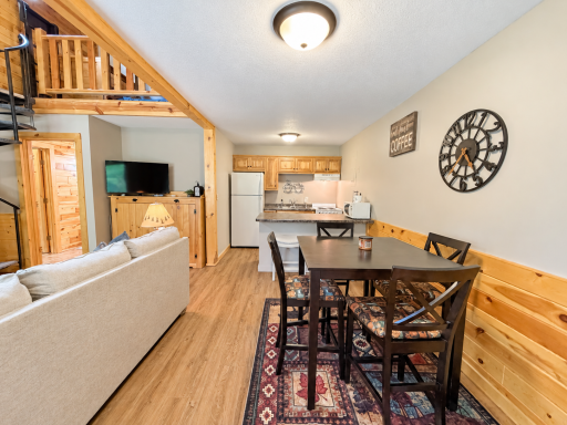 Dining/Kitchen view