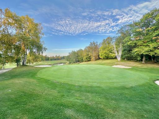 Hills golf course