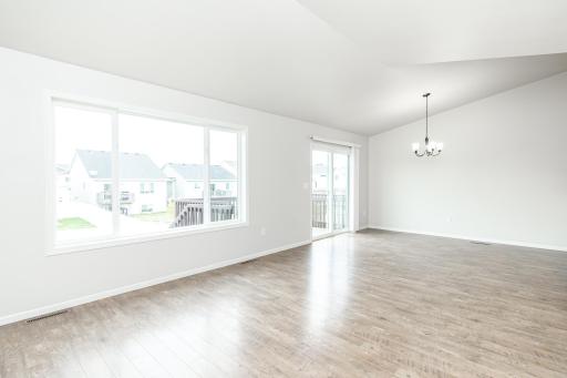 5913 58th Avenue S, Fargo, ND 58104