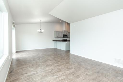 5913 58th Avenue S, Fargo, ND 58104