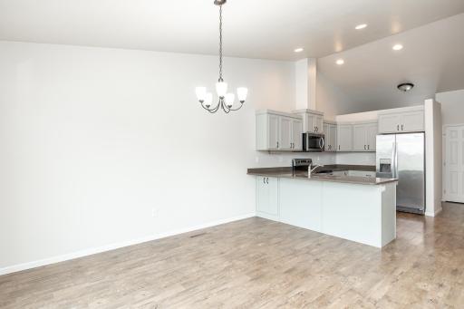 5913 58th Avenue S, Fargo, ND 58104