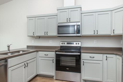 5913 58th Avenue S, Fargo, ND 58104