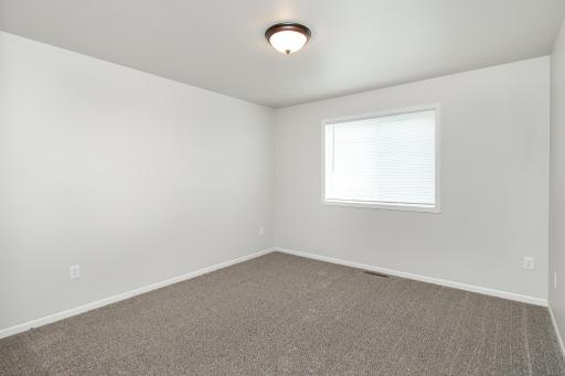 5913 58th Avenue S, Fargo, ND 58104