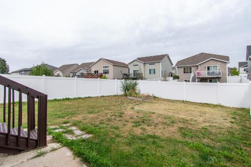 5913 58th Avenue S, Fargo, ND 58104