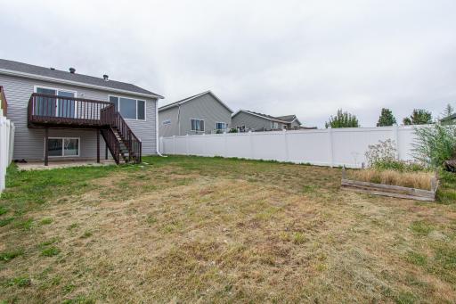 5913 58th Avenue S, Fargo, ND 58104