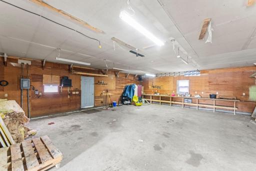 5063 Henriette Road, Grasston, MN 55030