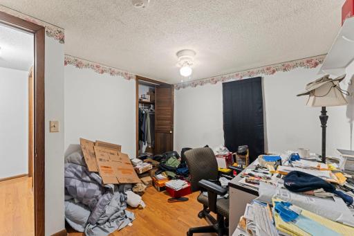 5063 Henriette Road, Grasston, MN 55030