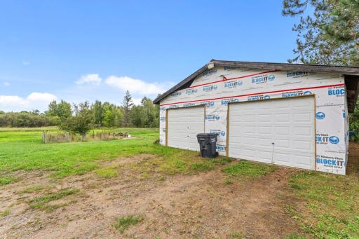 5063 Henriette Road, Grasston, MN 55030