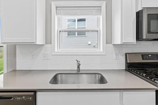 9690 52nd Ln NE-11.jpg