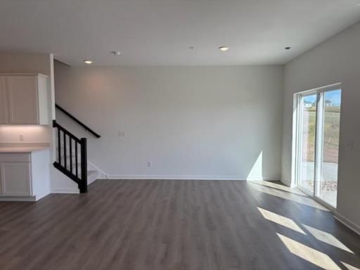 Photo's Represent Hadley Floor Plan Previously Built in Community. Room Dimensions and Locations Will Be The Same But Selections and Finishes May Vary.