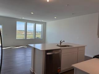 Photo's Represent Hadley Floor Plan Previously Built in Community. Room Dimensions and Locations Will Be The Same But Selections and Finishes May Vary.