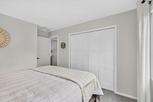 2222 Black Oak Drive, Minnetonka, MN 55305