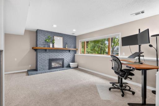 2222 Black Oak Drive, Minnetonka, MN 55305