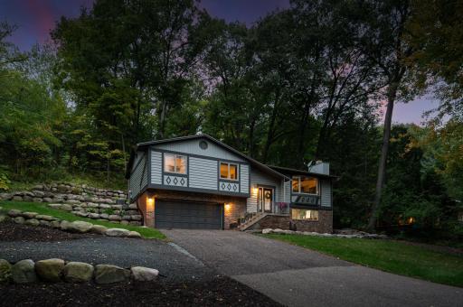 2222 Black Oak Drive, Minnetonka, MN 55305