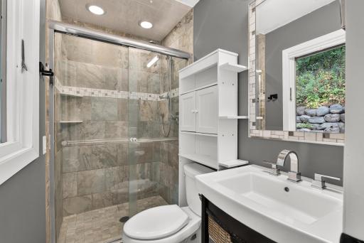 2222 Black Oak Drive, Minnetonka, MN 55305