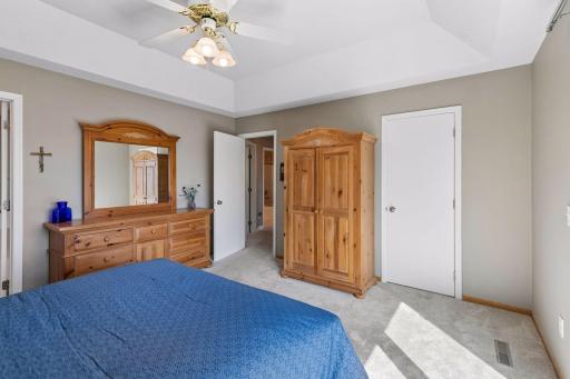 16738 Ides Circle, Lakeville, MN 55044