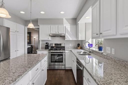 16738 Ides Circle, Lakeville, MN 55044