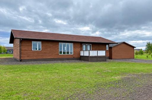 405 Harvest Ave, Devils Lake, ND 58301