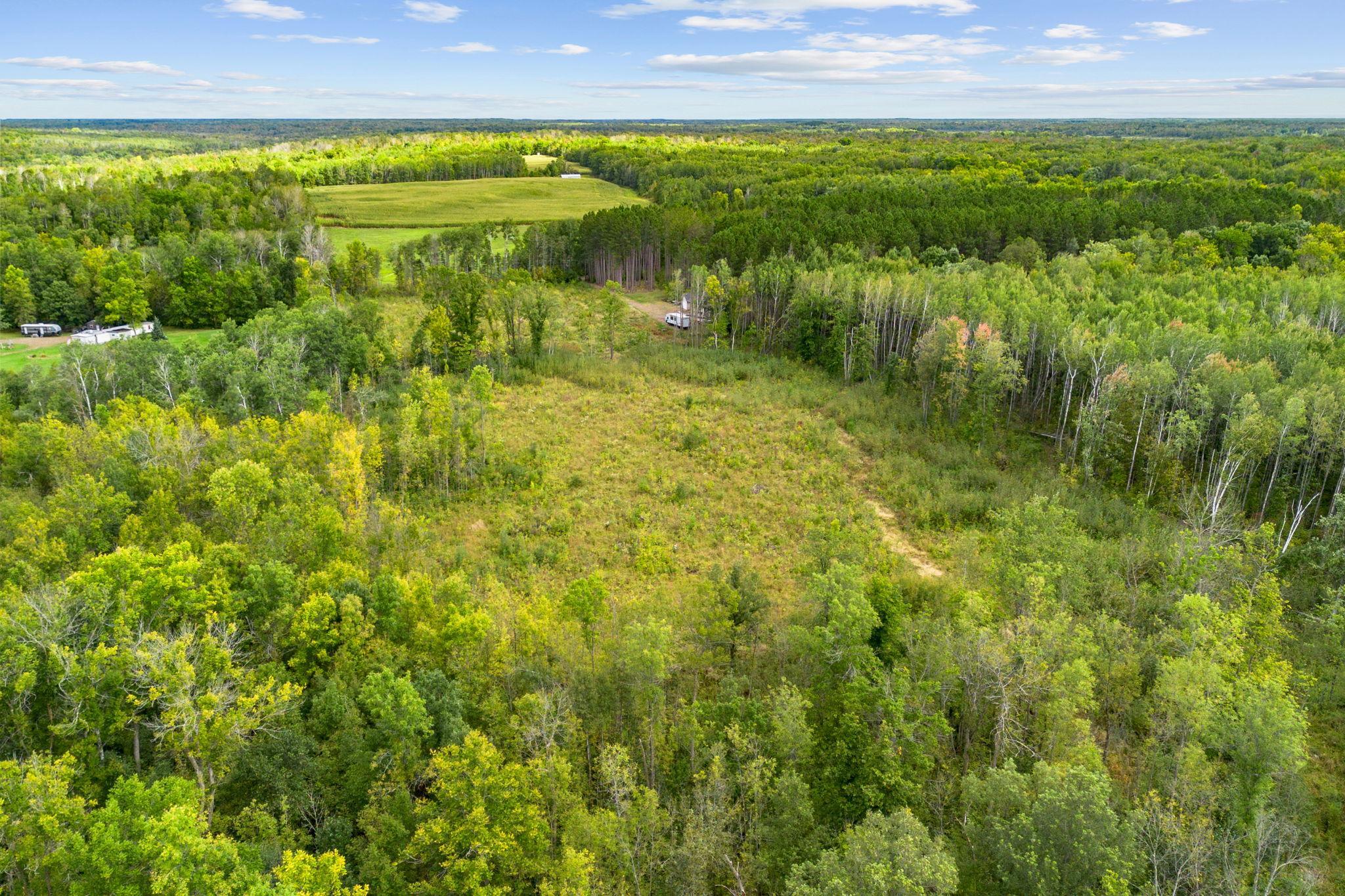 27-web-or-mls-18965 124th Ln-27.jpg