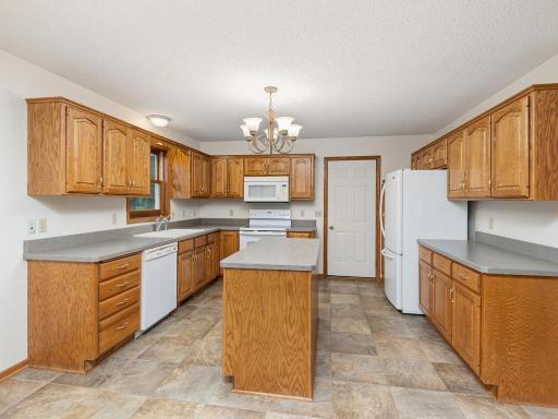 17900 182nd Avenue NW, Big Lake, MN 55309