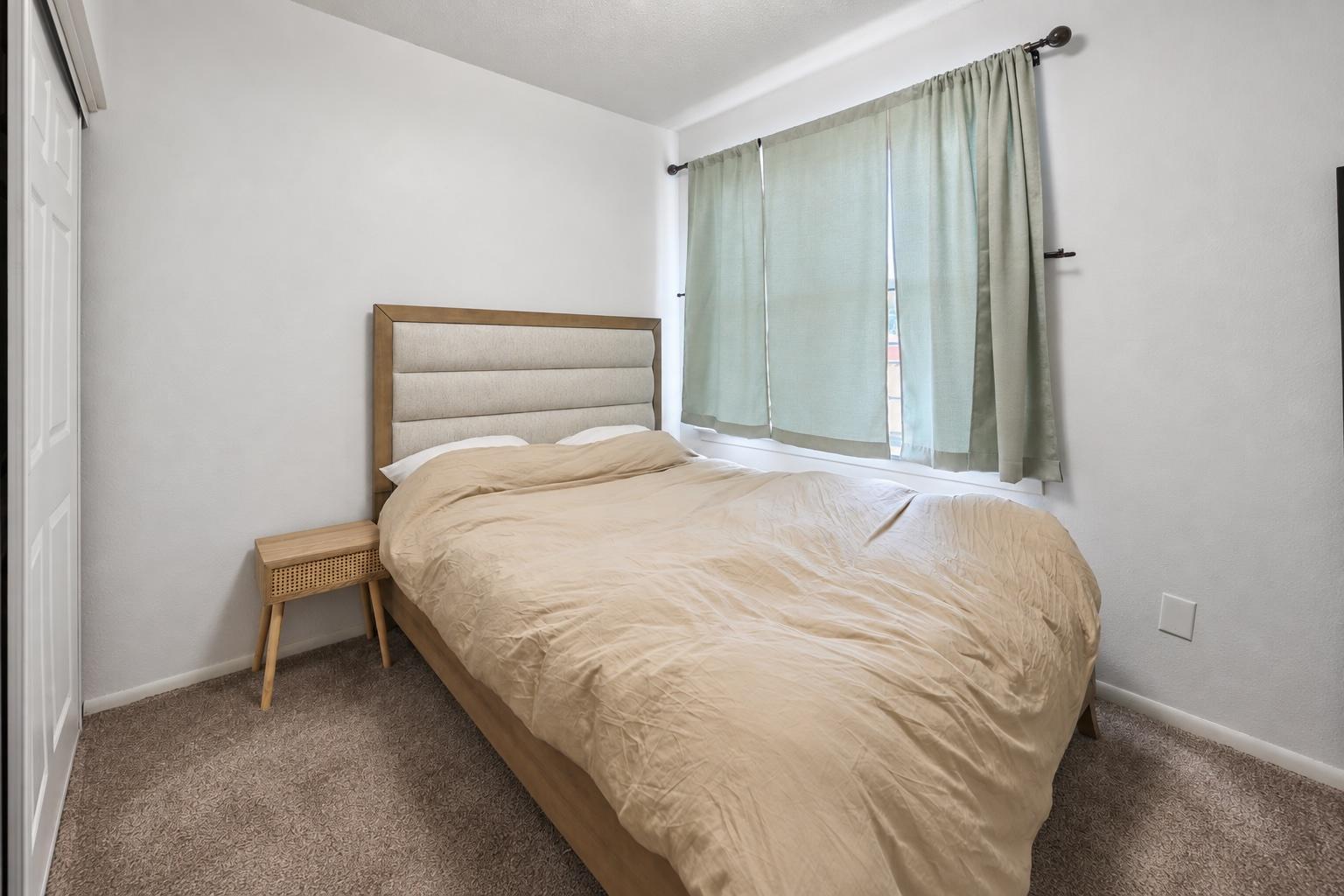 Bedroom 1.jpeg