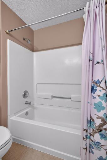 16875 90th Court N, Maple Grove, MN 55311