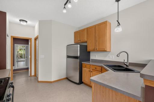 16875 90th Court N, Maple Grove, MN 55311