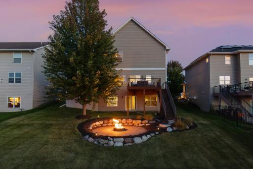 9060 Degler Circle, Chanhassen, MN 55317