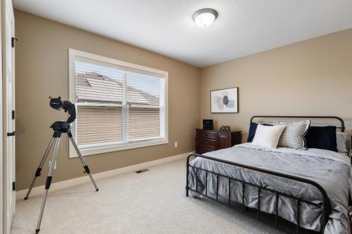 9060 Degler Circle, Chanhassen, MN 55317