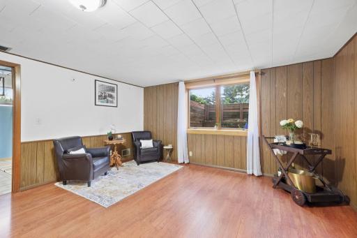 1436 E Old Shakopee Road, Bloomington, MN 55425