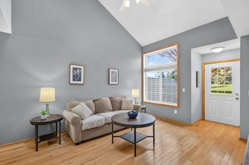 6203 Courtly Road, D, Woodbury, MN 55125