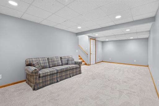 6203 Courtly Road, D, Woodbury, MN 55125