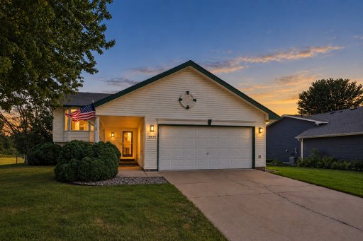 8935 W 125th Street, Savage, MN 55378