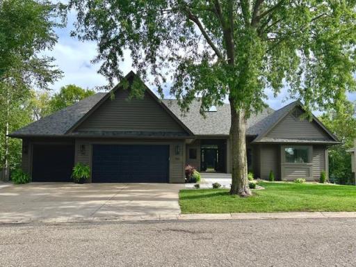 550 Pine Ridge Court, New Richmond, WI 54017