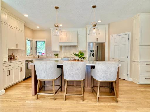 550 Pine Ridge Court, New Richmond, WI 54017