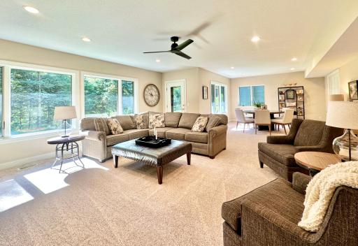 550 Pine Ridge Court, New Richmond, WI 54017