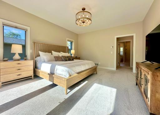 550 Pine Ridge Court, New Richmond, WI 54017