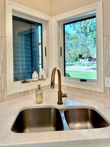 550 Pine Ridge Court, New Richmond, WI 54017