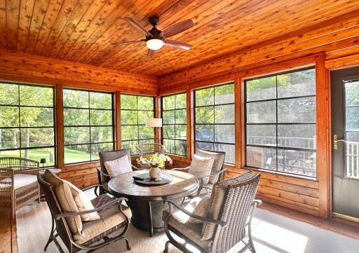 550 Pine Ridge Court, New Richmond, WI 54017