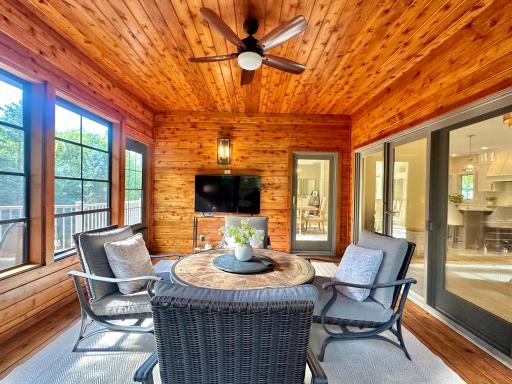 550 Pine Ridge Court, New Richmond, WI 54017