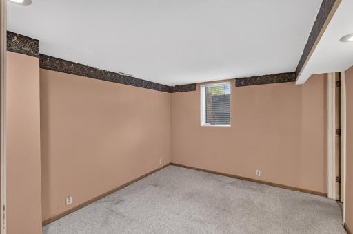 9107 14th Avenue S, Bloomington, MN 55425