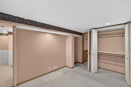 9107 14th Avenue S, Bloomington, MN 55425