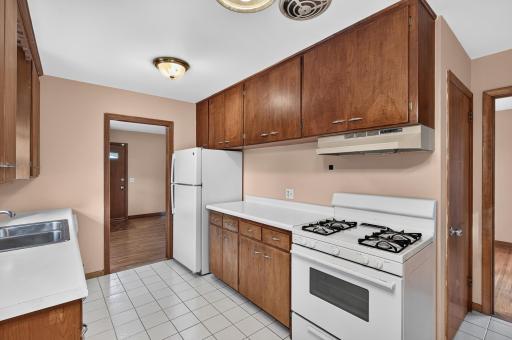 9107 14th Avenue S, Bloomington, MN 55425