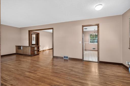 9107 14th Avenue S, Bloomington, MN 55425