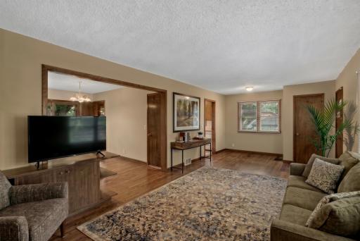 9107 14th Avenue S, Bloomington, MN 55425