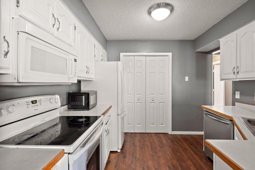 6 110th Lane NW, Coon Rapids, MN 55448