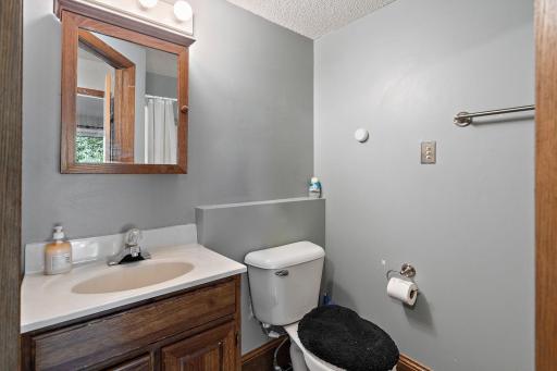 6 110th Lane NW, Coon Rapids, MN 55448